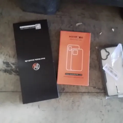 PALLET CONTAINING A LARGE QUANTITY OF PHONE CASES,SCREEN PROTECTORS 