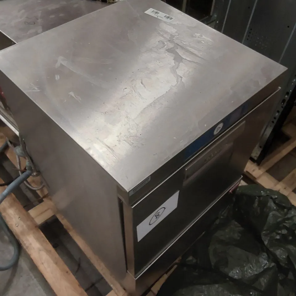 HOBART FXS-10A COMMERCIAL DISHWASHER