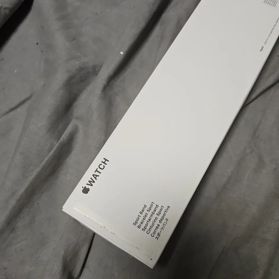 APPLE WATCH WHITE SPORT BAND – BOXED ,BOX OF 2 