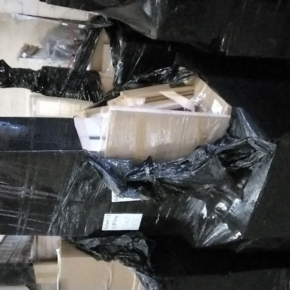 PALLET OF APPROX 20 ASSORTED BATHROOM FURNITURE TO INCLUDE INFILL PANELS, BASIN DOORS, PLINTHS, BASE DOORS AND PANELS 