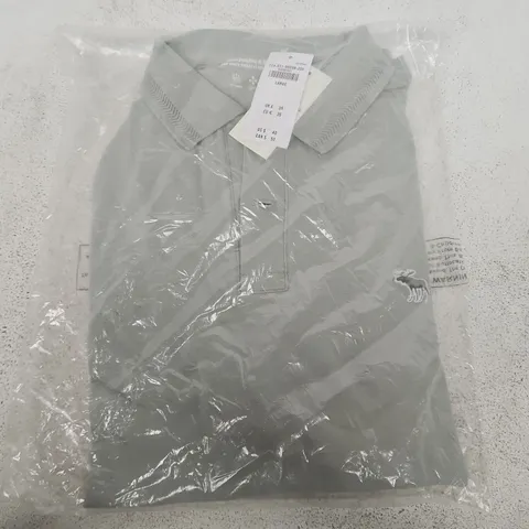 BAGGED ABERCROMBIE & FITCH DONT SWEAT IT COLLECTION POLO IN GREEN - LARGE