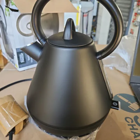 FAST BOIL BLACK PYRAMID KETTLE 