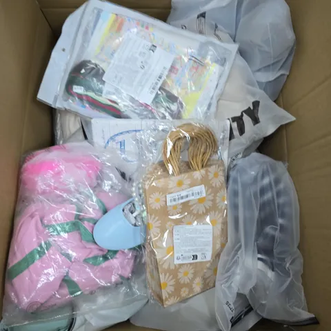 LARGE BOX OF APPROX 25 ASSORTED ITEMS