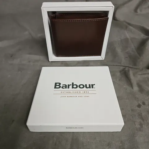 BOXED BARBOUR COLWELL LEATHER BILFOLD WALLET IN BROWN