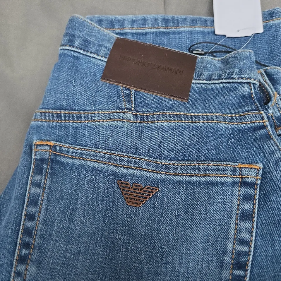 EMPORIO ARMANI DENIM JEANS SIZE W30 L30