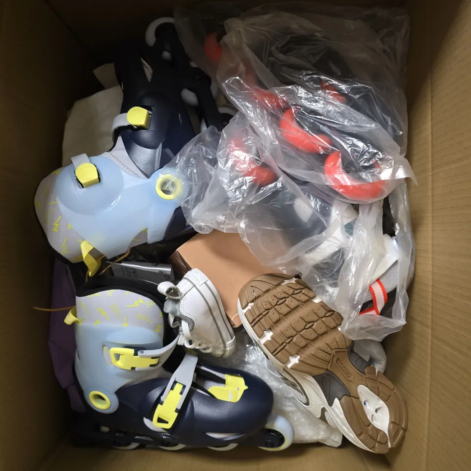 APPROXIMATELY 10 ASSORTED PAIRS OF FOOTWEAR PRODUCTS IN VARIOUS STYLES & SIZES 