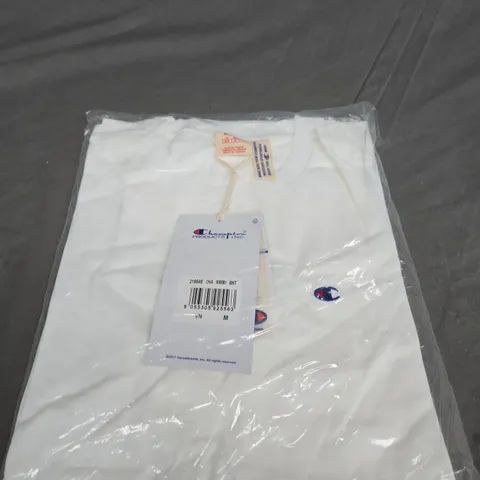 BAGGED CHAMPION LOGO TEE SIZE M