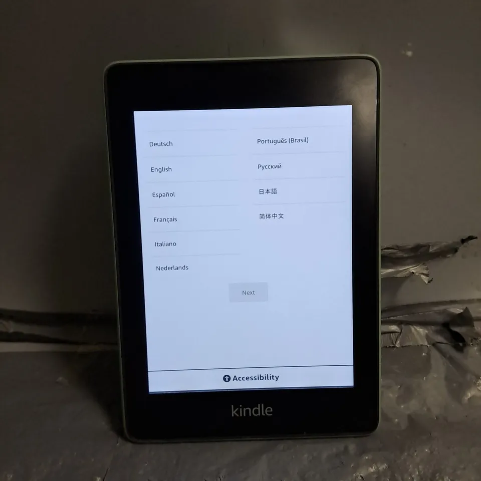 UNBOXED AMAZON KINDLE E-READER IN SAGE - PQ94WIF