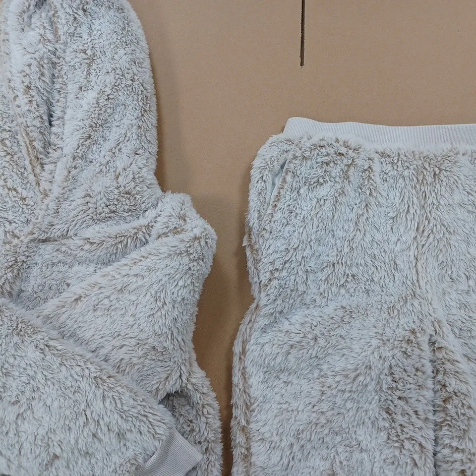 COZEE HOME ULTRA FLUFFY PYJAMA SET PROSECCO MEDIUM