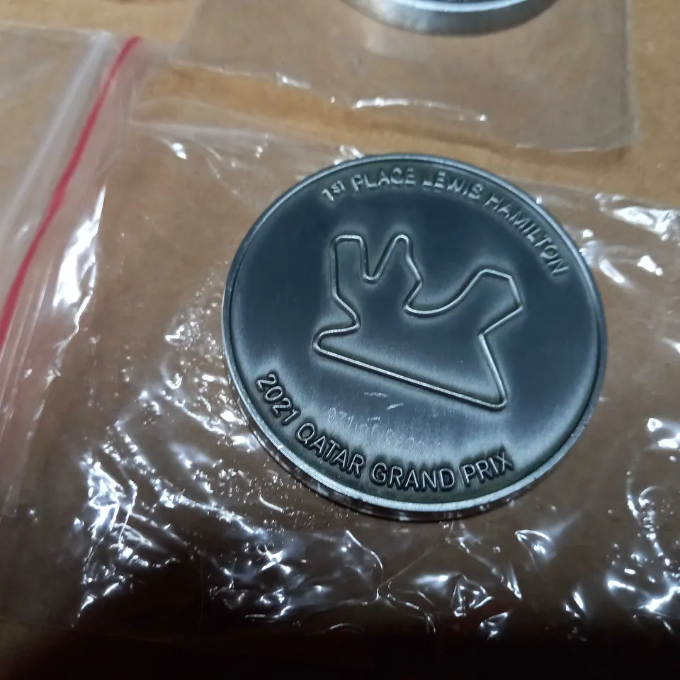 LEWIS HAMILTON WINNERS MEDAL SET