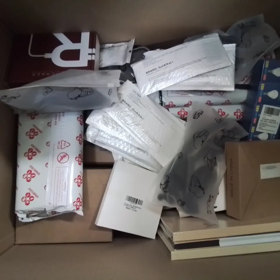 BOX CONTAINING LARGE AMOUNT OF MIXED BOXED ELECTRICAL ITEMS PHONE ACCESSORIES LIGHTING ETC.