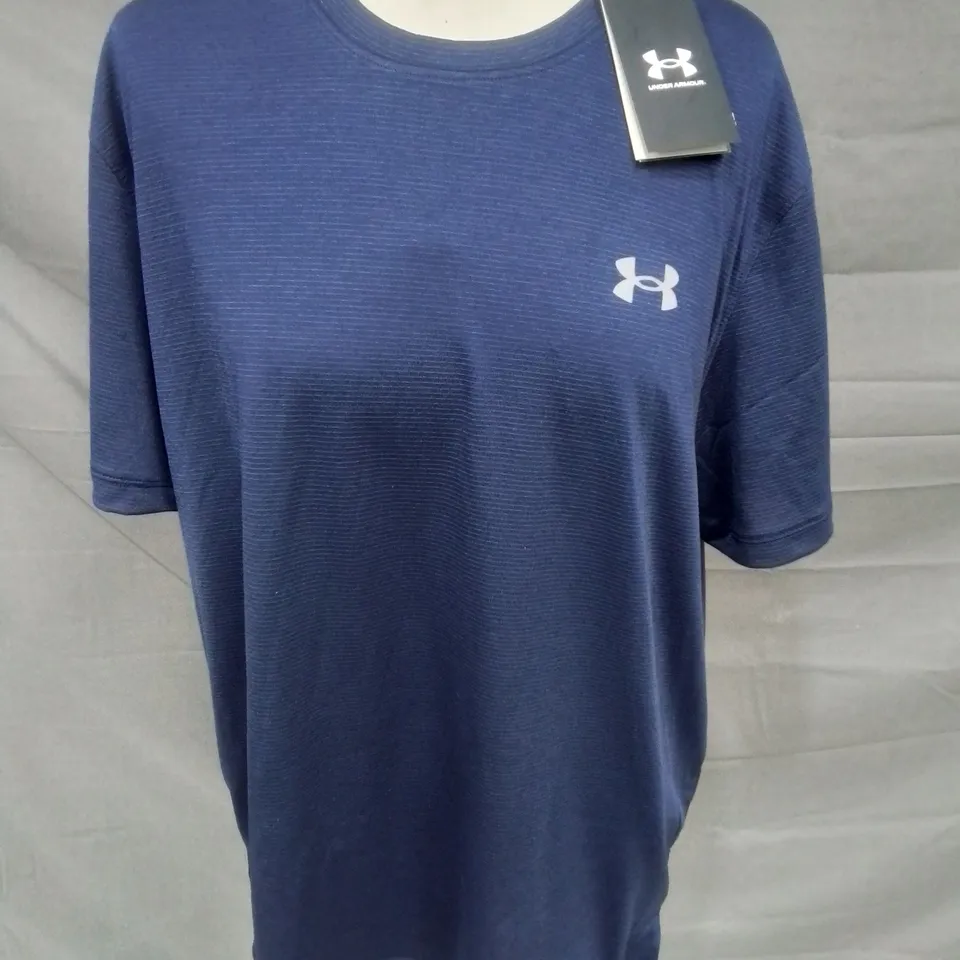 UNDER ARMOUR LAUNCH SHORT SLEEVE T-SHIRT - L