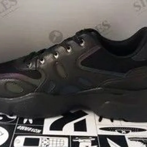 BRAND NEW BOXED PAIR OF KOI DUSTY BLACK RAINBOW MEN'S CADIAN TRAINERS SIZE 11