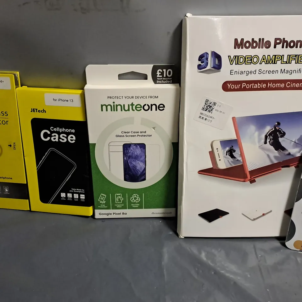 APPROXIMATELY 15ASSORTED ITEMS TO INCLUDE -  VIDEO AMPLIFIER , POP SOCKETS , CELLPHONE CASE ETC