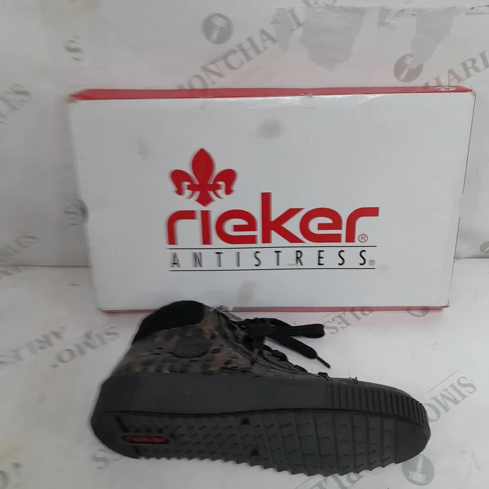 PAIR OF RIEKER TRAINER BOOTS SIDE ZIP BLACK/MULTI SIZE 4