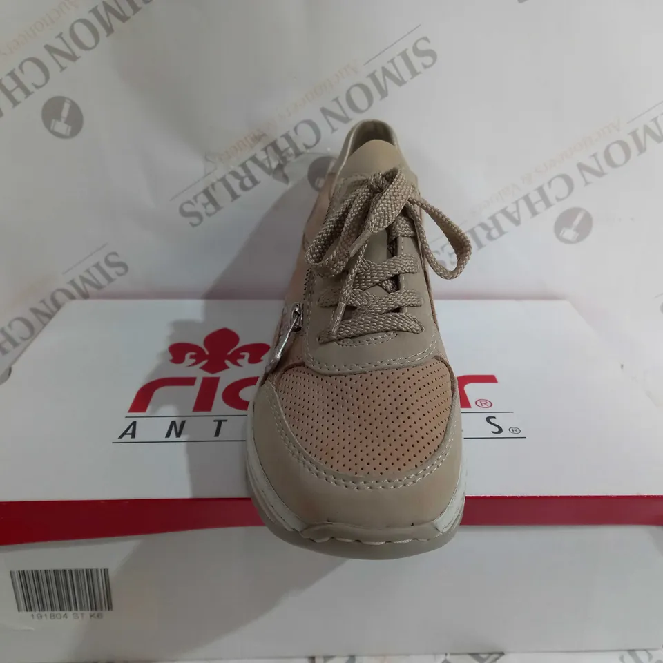 RIEKER ANTISTRESS N8306-60 TRAINER - SIZE 6