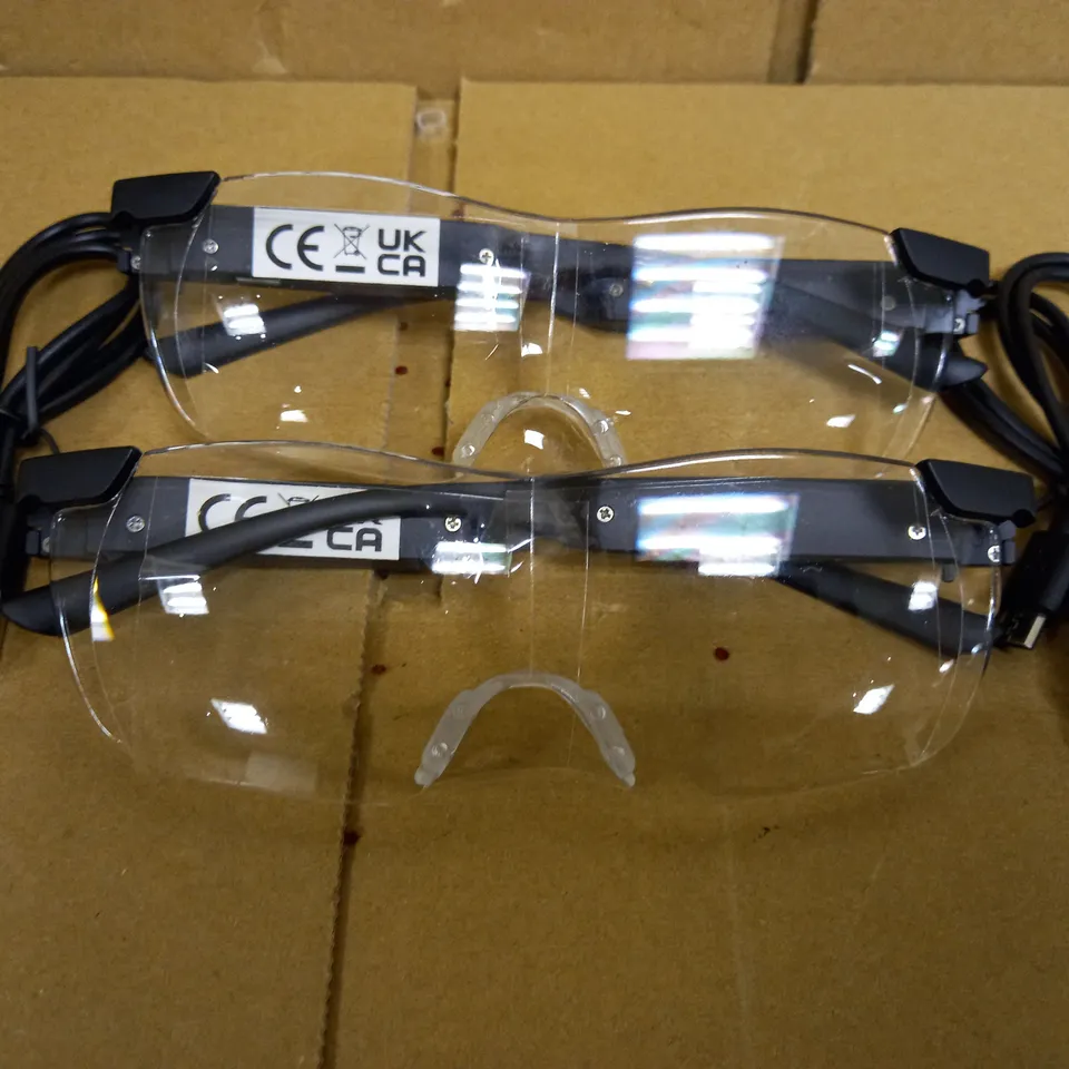 SCREWFIX TWIN PACK USB MAGNIFYING GLASSES 