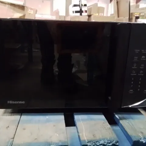 BOXED HISENSE MICROWAVE