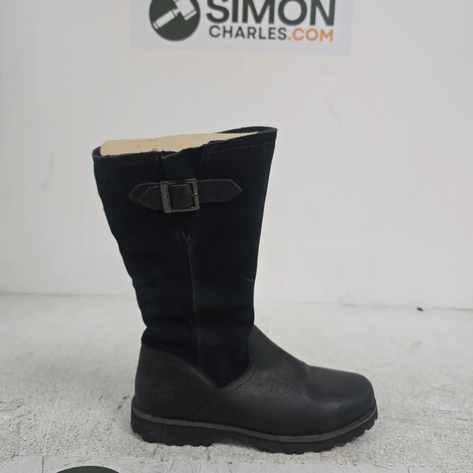 TIMBERLAND BOOTS, UK SIZE 5