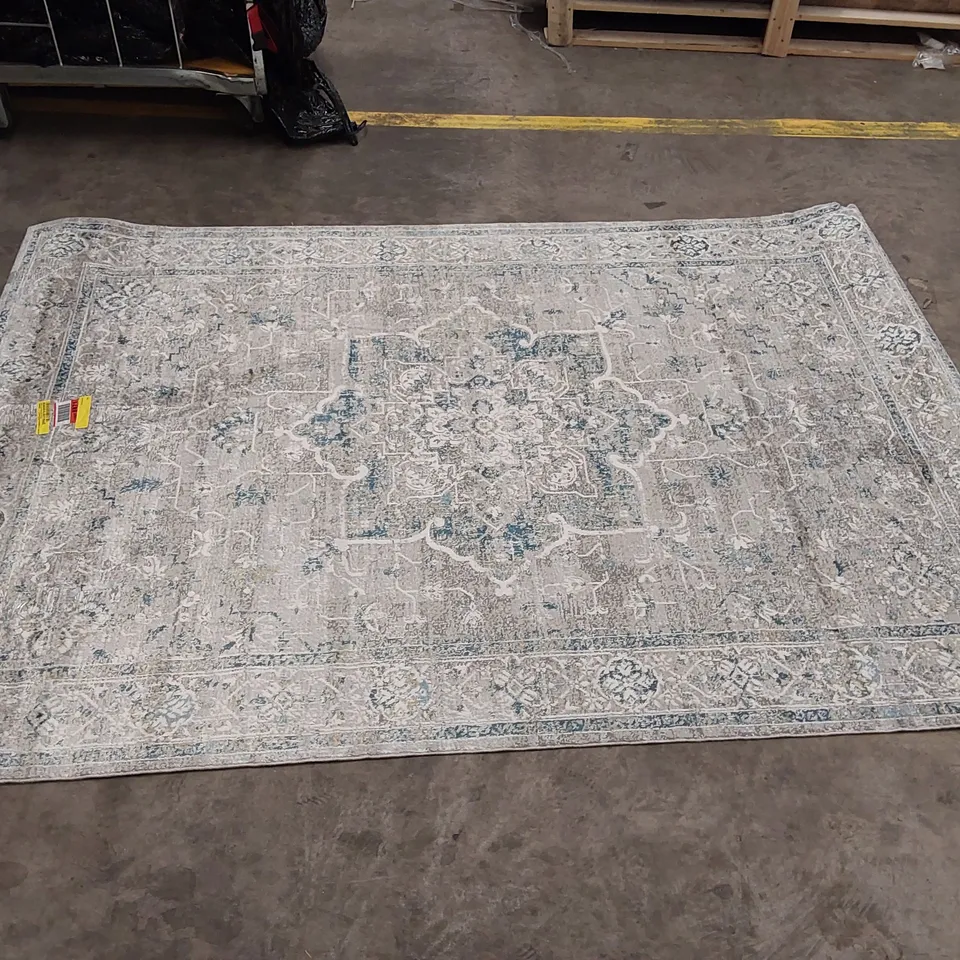ARCHIE-JAY PERSIAN BLUE AREA RUG // 160 X 230CM