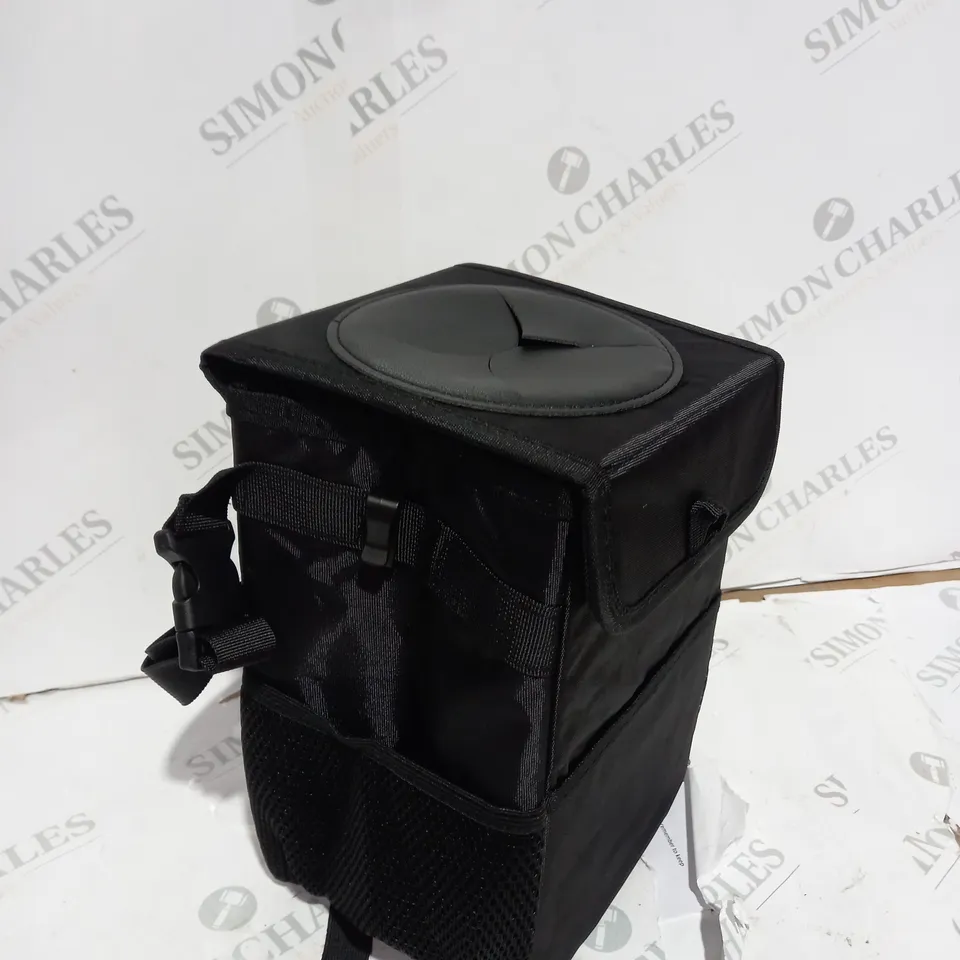 BLACK FOLDABLE LUNCH BOX TO CROSS BODY BAG 