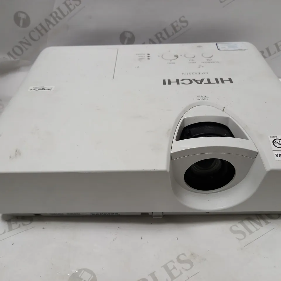 HITACHI CP-EX251N PROJECTOR