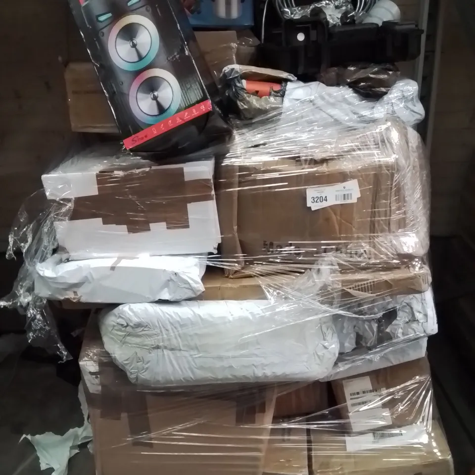 PALLET CONTAINING APPROXIMATELY 20 ASSORTED HOUSEHOLD PRODUCTS INCLUDING, AREA RUG, MULTIMEDIA SPEAKER SYSTEM, PRESSURE COOKER, PORTABLE PRESSURE WASHER ECT.