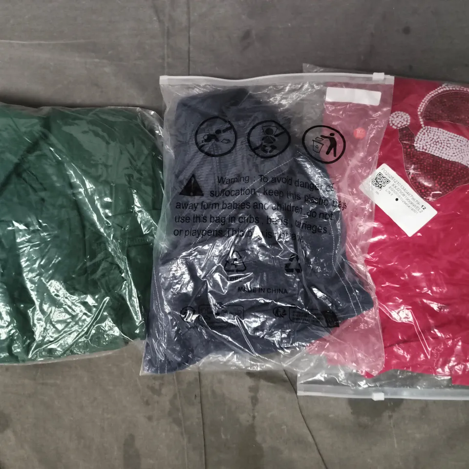 APPROXIMATELY 20 ASSORTED CLOTHING AND FASHION PRODUCTS IN VARIOUS STYLES AND SIZES - COLLECTION ONLY