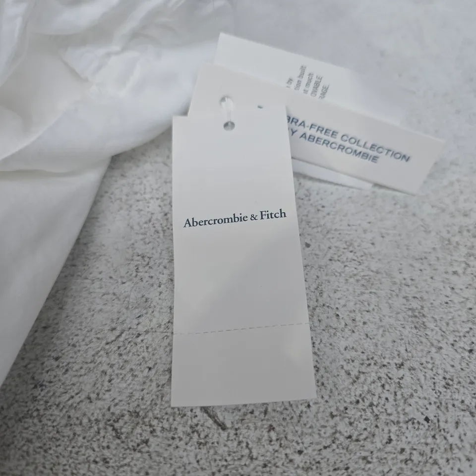 ABERCROMBIE & FITCH WHITE DRESS - MEDIUM PETITE