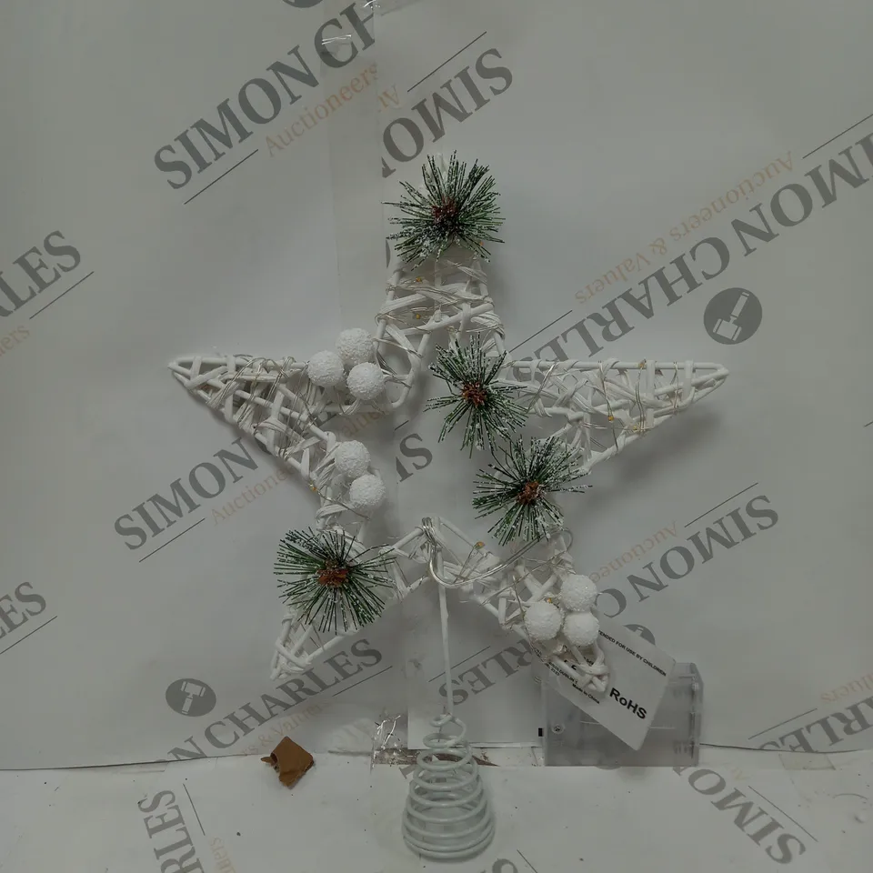 PRE LIT WHITE STAR TREE TOPPER  RRP £31.98