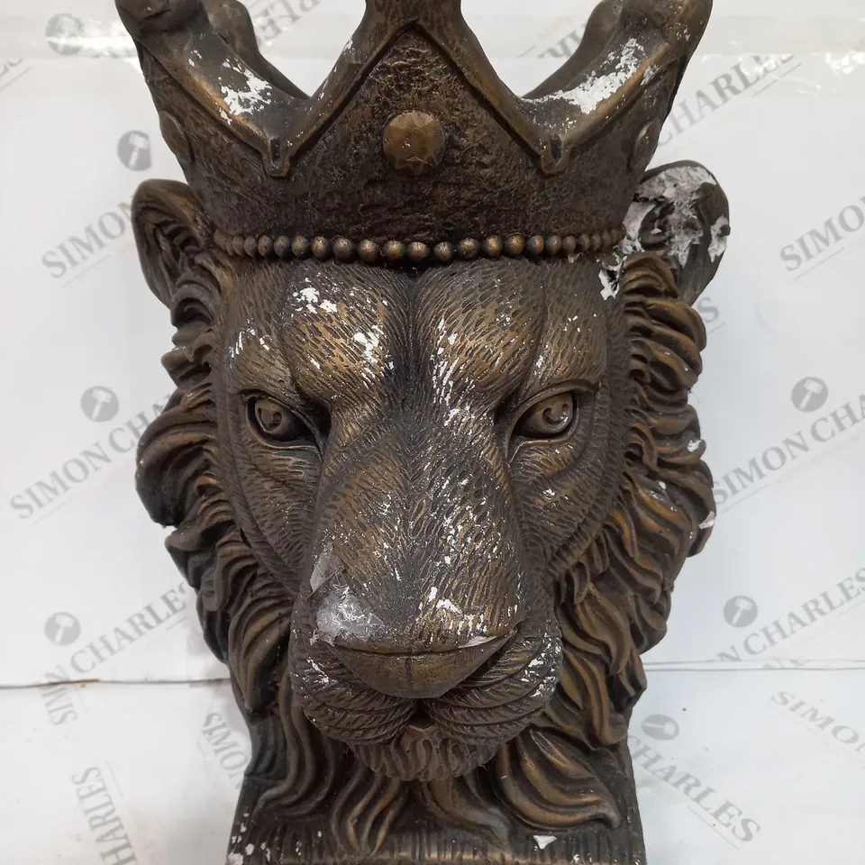 MY GARDEN STORIES LION PLANTER IN GOLD COLOUR