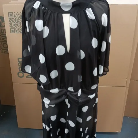 BLACK POLKA DOT MAXI DRESS – UK SIZE 20