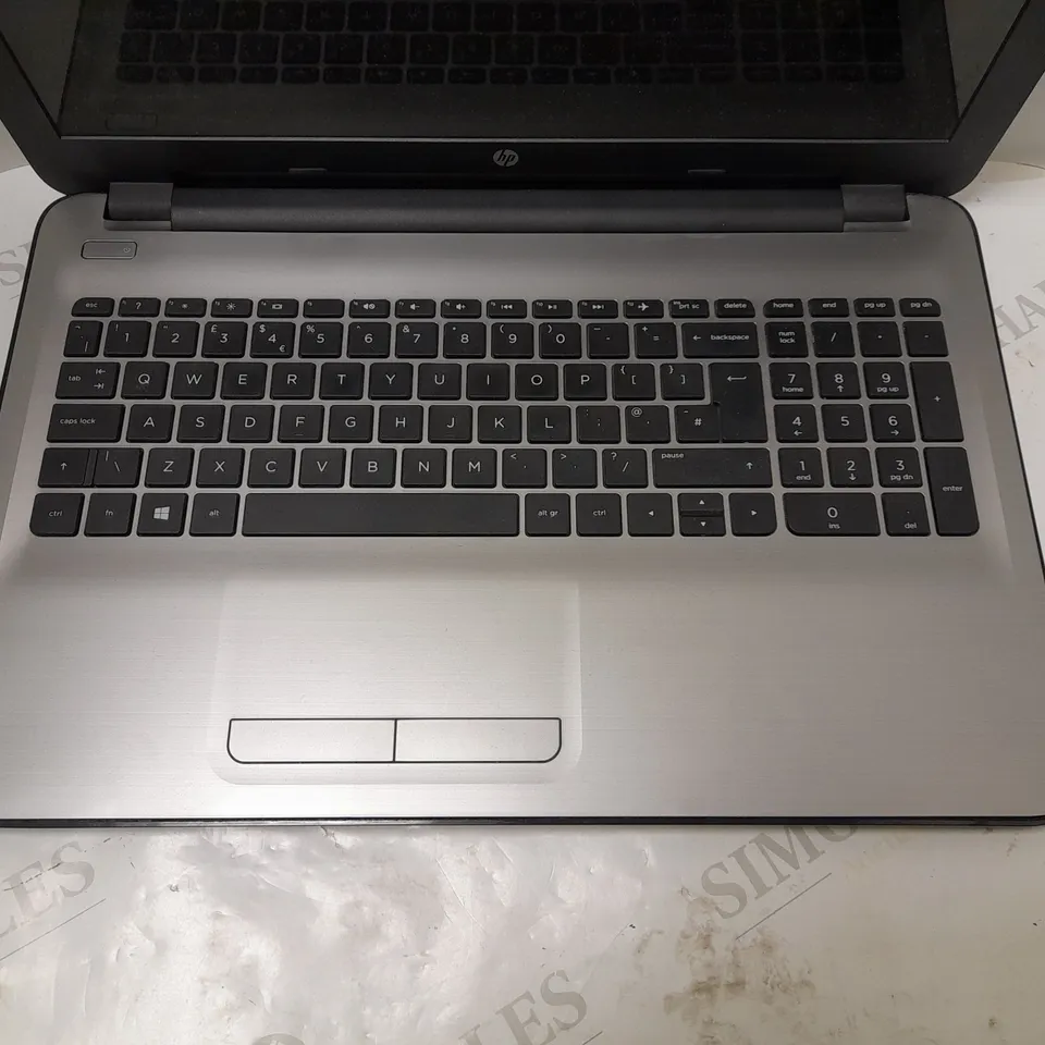 HP 15.6-INCH LAPTOP RTL8723BENF (INTEL HD GRAPHICS), SILVER
