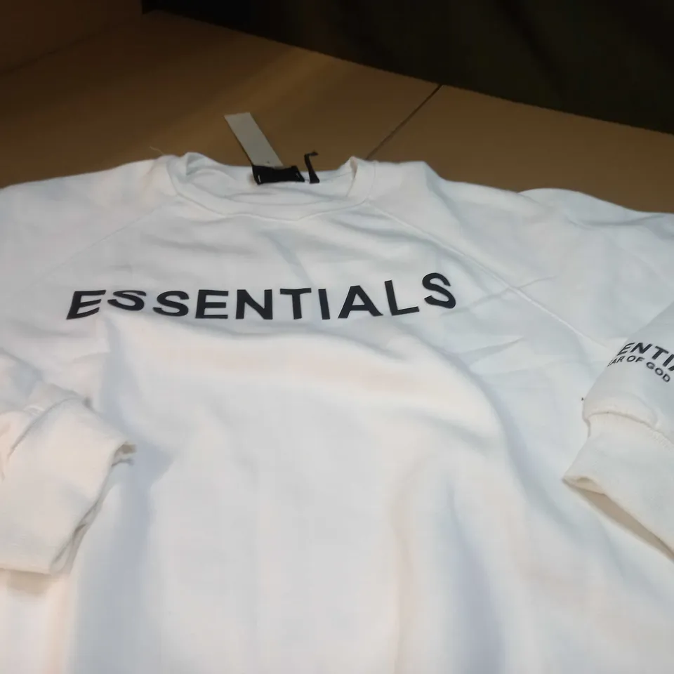 ESSENTIALS WHITE/LOGO CREW NECK SWEATER - XXL