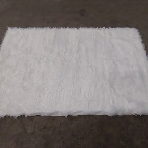 BRAND NEW BAGGED PACO HOME PLAYA RUG - 170 x 120cm