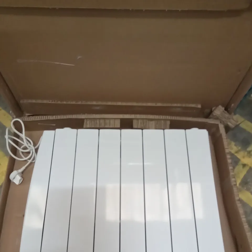 BOXED WARM HOME CERAMIC RADIATOR 2000W ( WHITE ) 