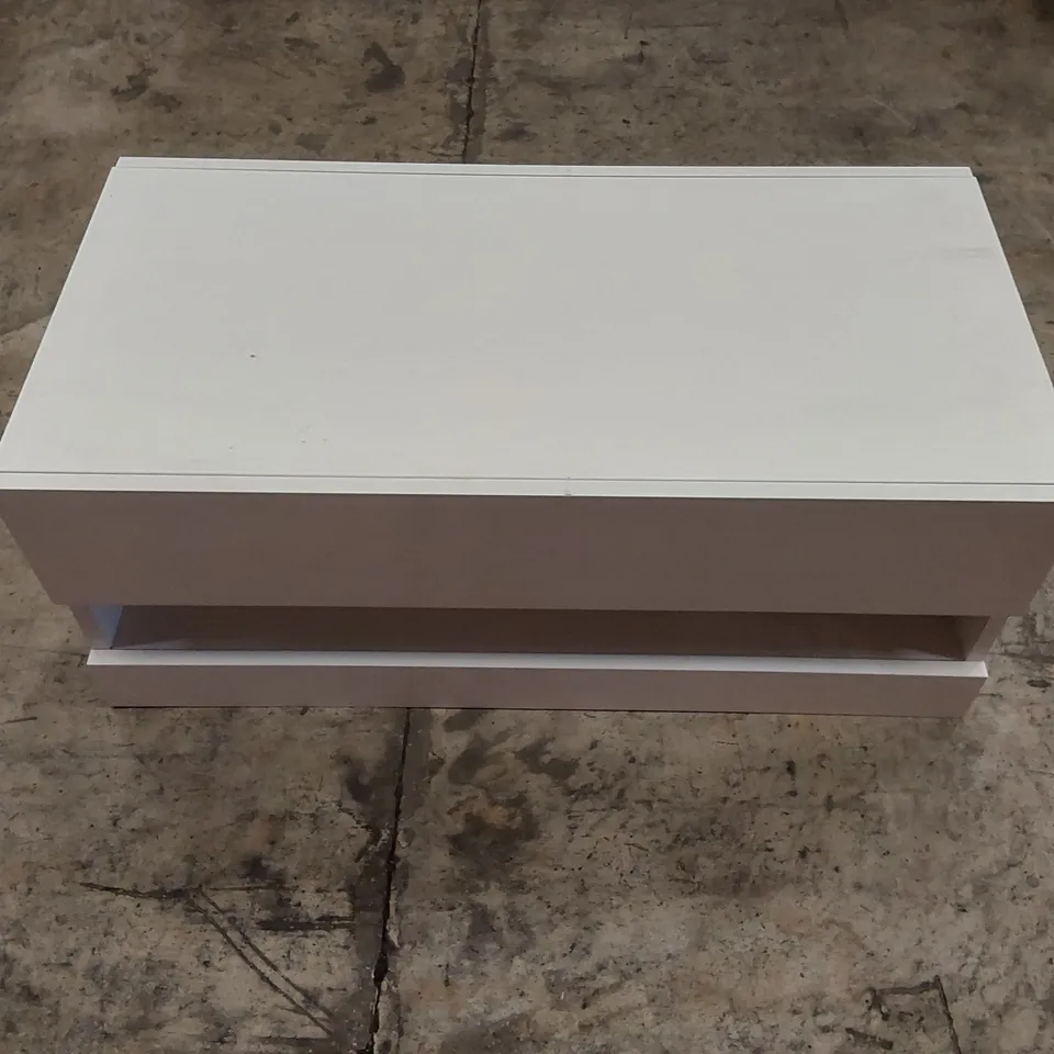 DESIGNER WHITE WOODEN COFFEE TABLE/TV STAND