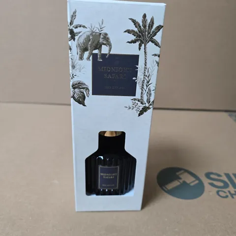 MIDNIGHT SAFARI REED DIFFUSER