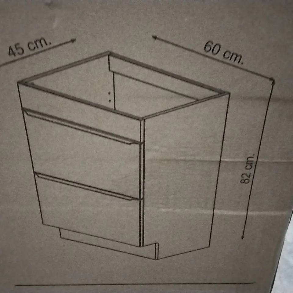 BOXED 60 X 82 X 45CM FREE-STANDING BASIN CABINET 