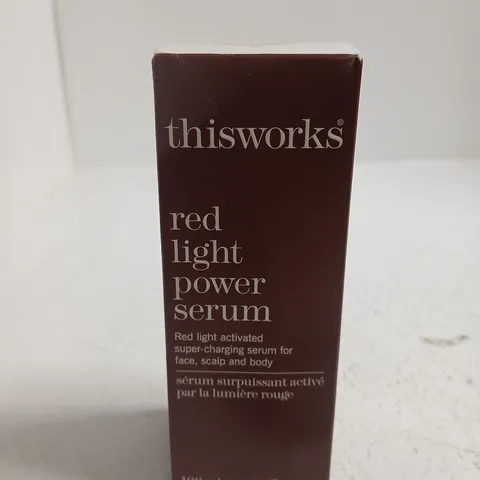 THIS WORKS RED LIGHT POWER SERUM – 100 ML