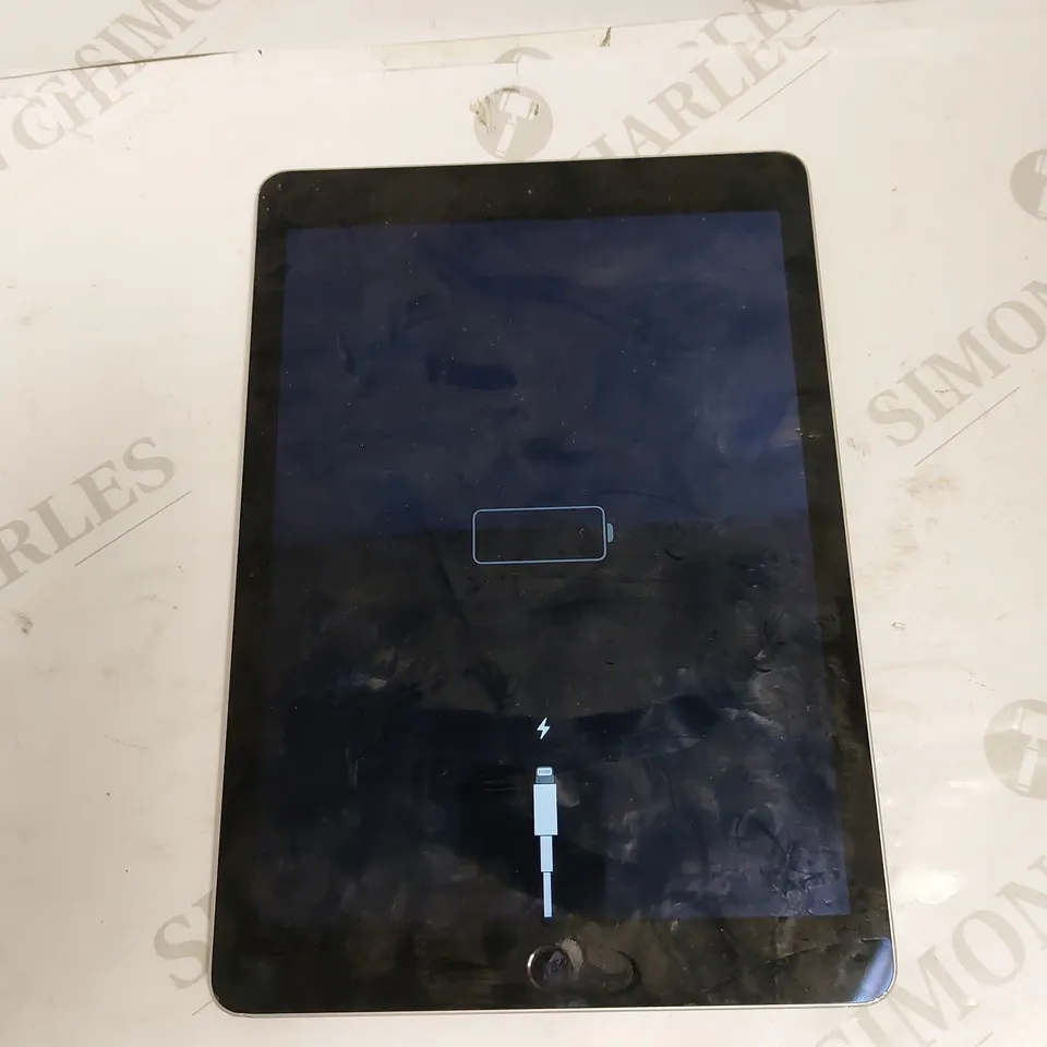 APPLE IPAD AIR 2 MODEL A1566