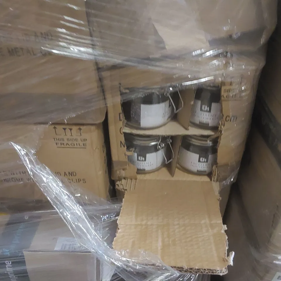 PALLET TO CONTAINING A VERY LARGE QUANTITY OF ASSORTED ITEMS INCLUDING: DUNLOP KINESIOLOGY TAPE, GLASS JARS, SHAPE SORTER BUS TOY, JUICER FRUIT PRESSERS ECT