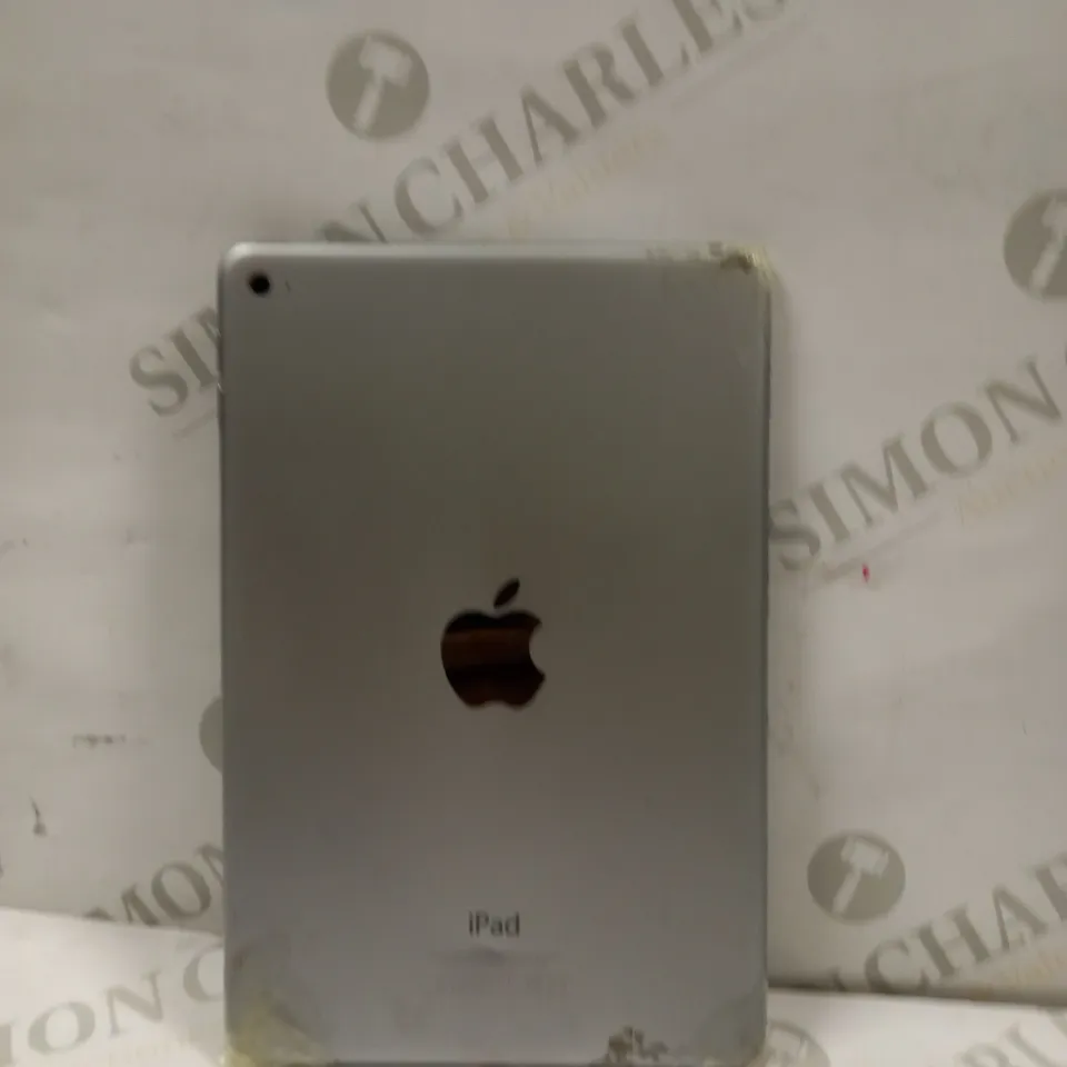 APPLE IPAD MINI 4