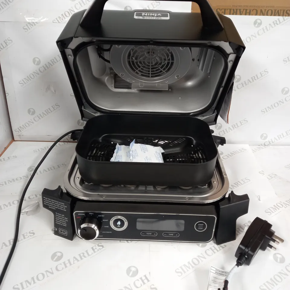 NINJA WOODFIRE ELECTRIC BBQ GRILL & SMOKER WITH AIR FRY FUNCTION OG701UKQ