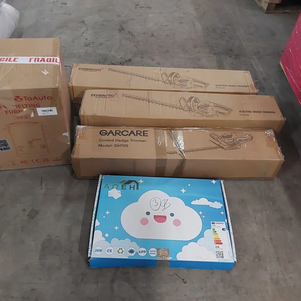 PALLET OF ASSORTED CONSUMER PRODUCTS TO INCLUDE: CORDLESS HEDGE TRIMMERS, WAX MELTING FURNACE, CLOUD LIGHTS ECT