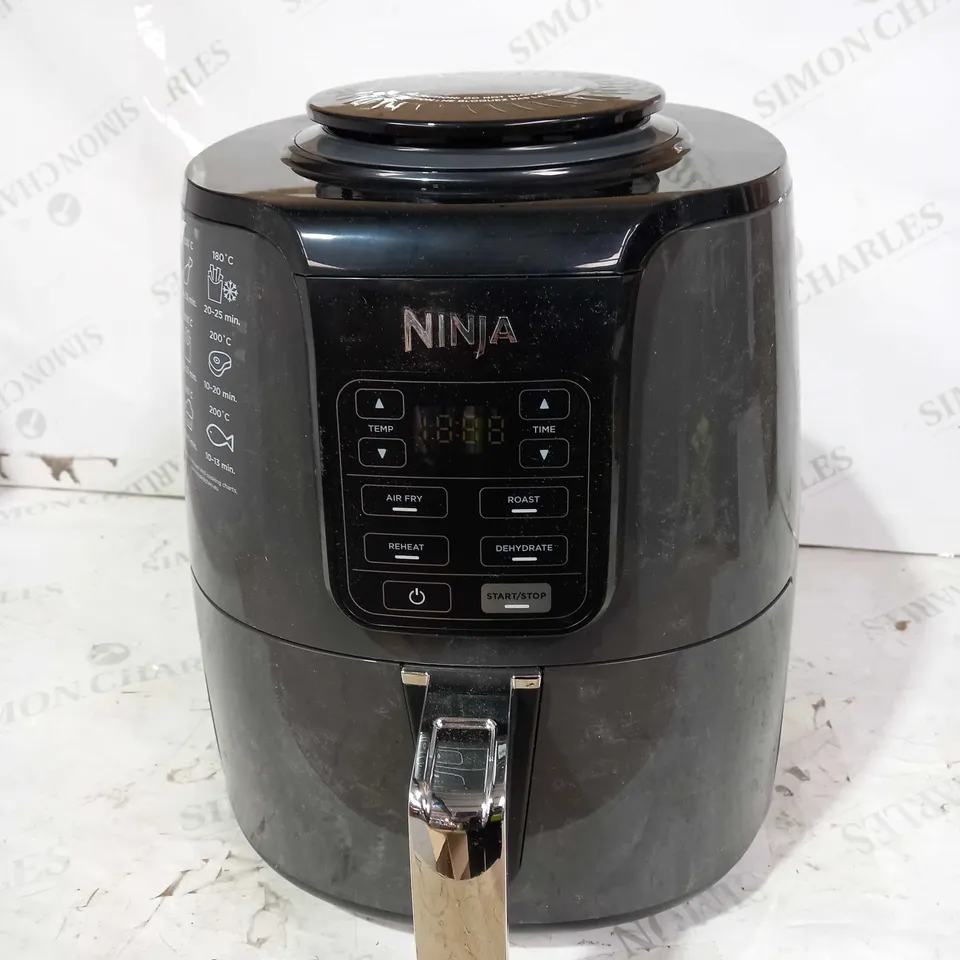 NINJA AIR FRYER 3.8L AF100UK