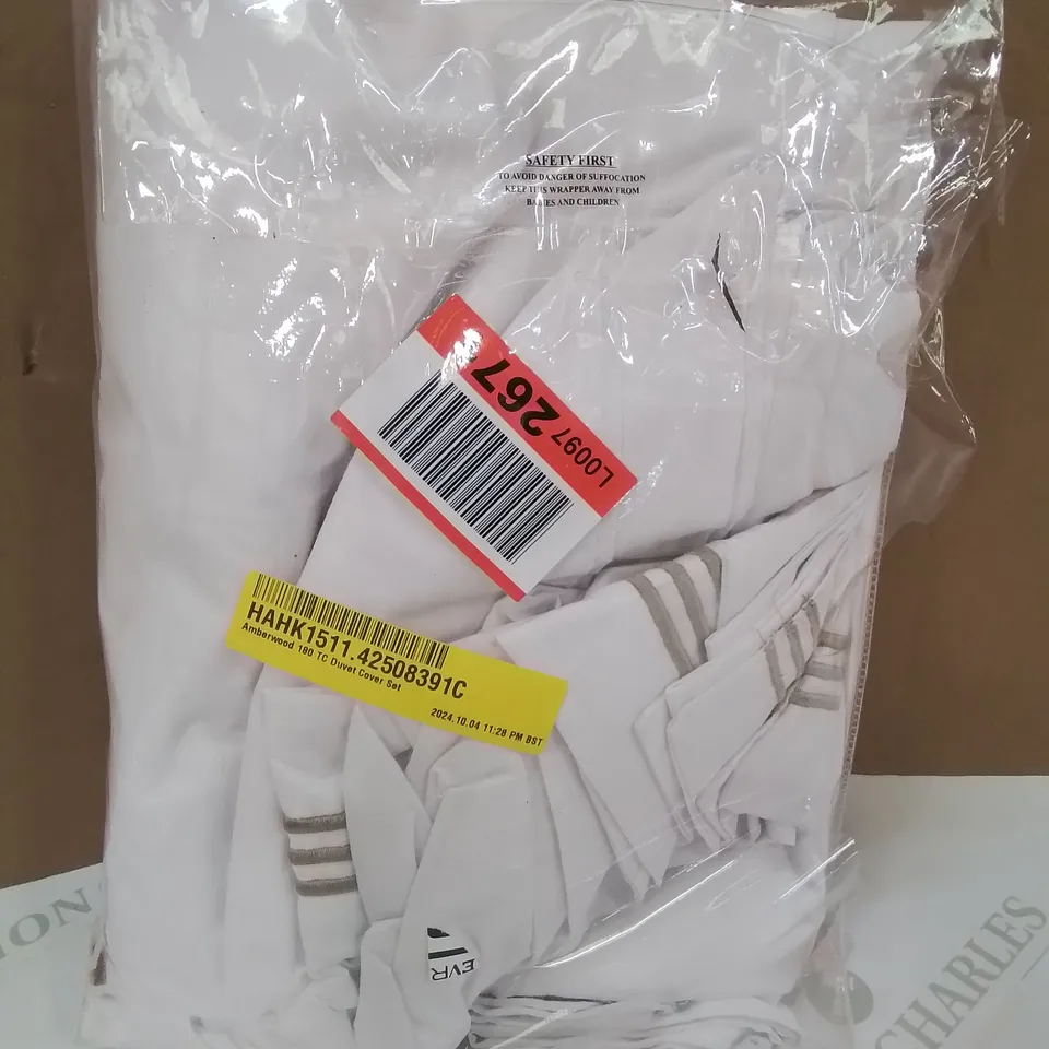 GAVENO DEVORE SUPER KING DUVET SET 