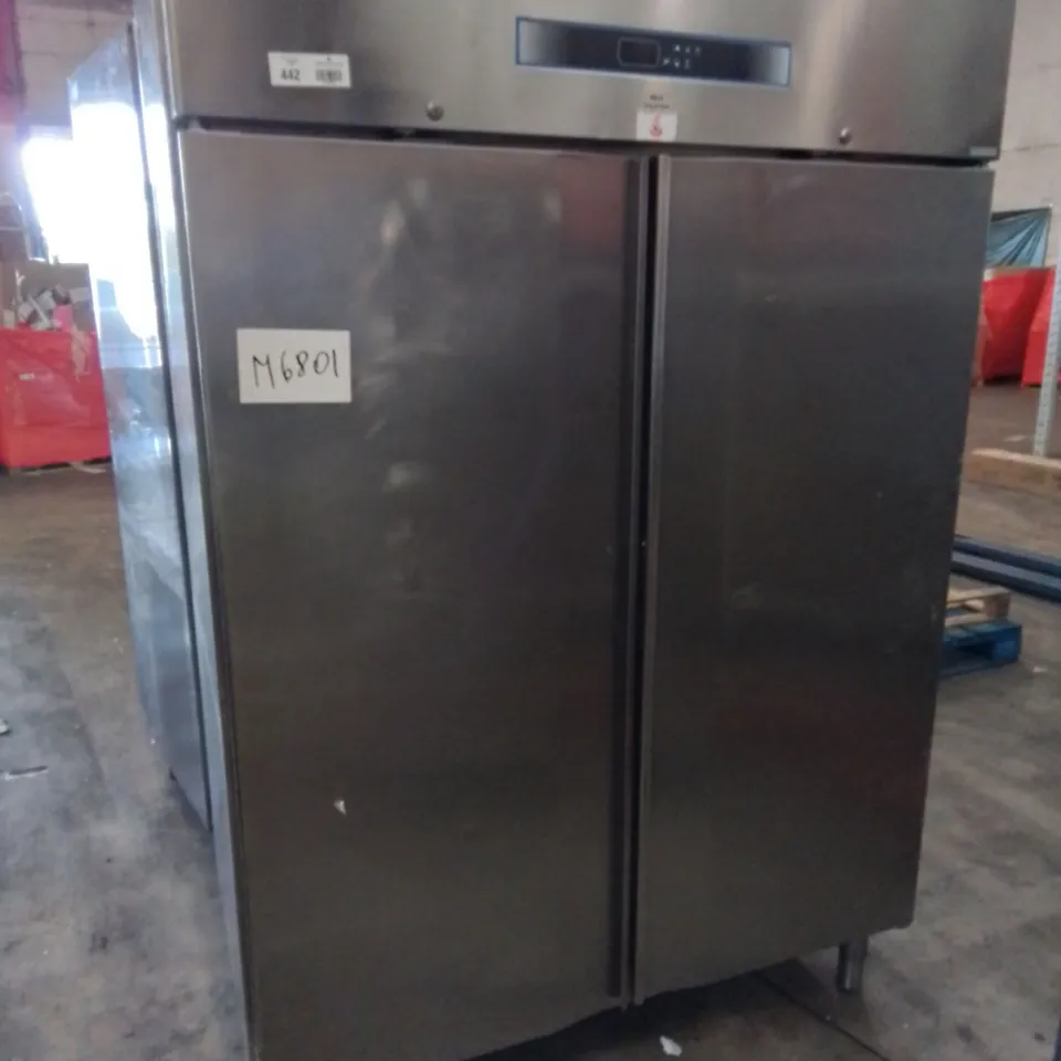COMMERCIAL F.PLUS TN 140 STAINLESS DOUBLE DOOR REFRIGERATED UNIT