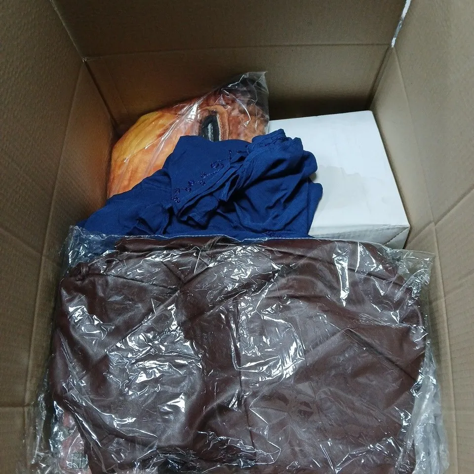 BOX OF APPROXIMATELY 15 ASSORTED ITEMS TO INCLUDE CLOTHING, EARPHONES ETC