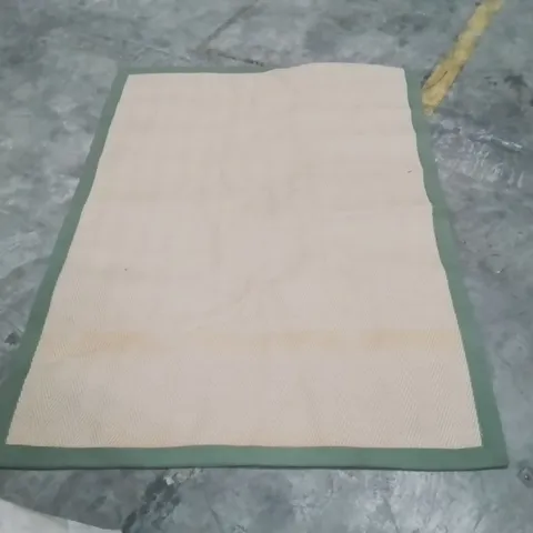 QUALITY DESIGNER AREA RUG - APPROXIMATELY 170X120CM